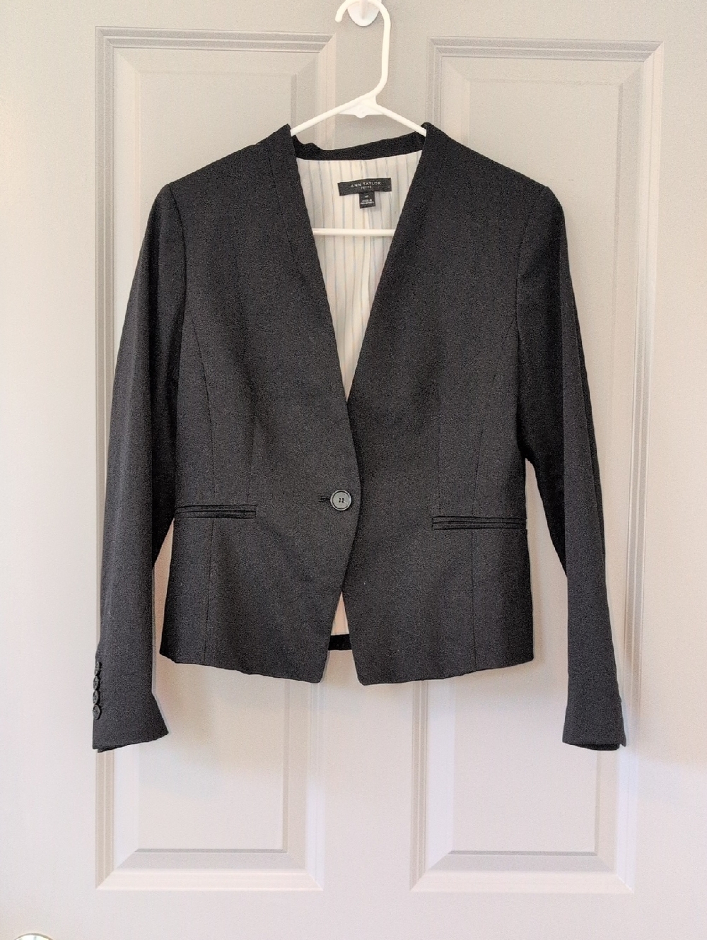 Ann Taylor Petite Black Blazer